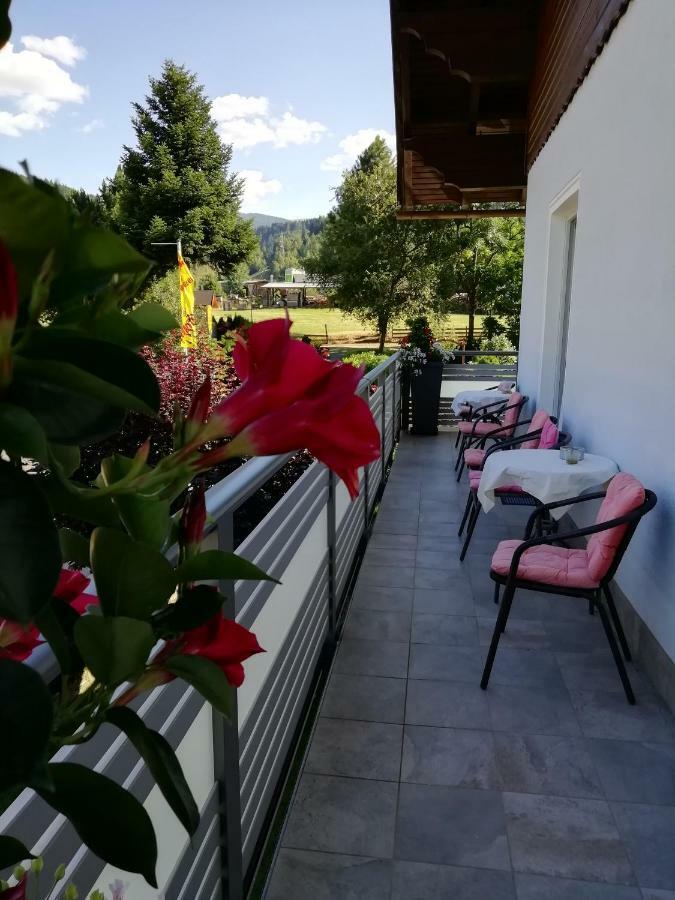 Pension Strauss Sankt Lorenzen ob Murau Exteriör bild
